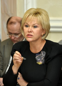 Первый заместитель председателя Комитета Госдумы по&nbsp;охране здоровья, заслуженный врач РФ Татьяна Яковлева